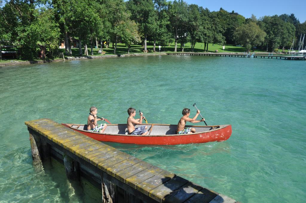 Litz - Das Erlebnishaus Am Attersee Hotel Seewalchen Exterior photo